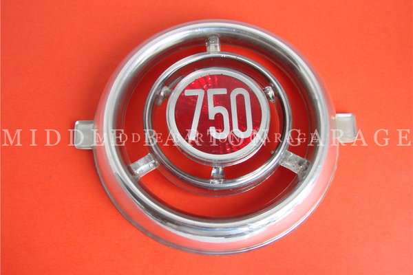 FRONT EMBLEM (ROUND) 600	